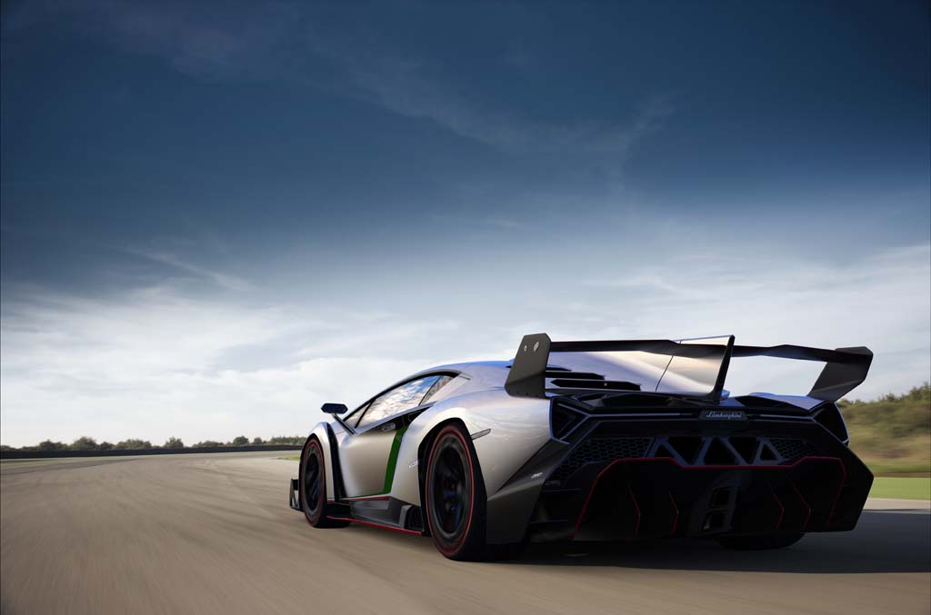 Photo:  Lamborghini Veneno on